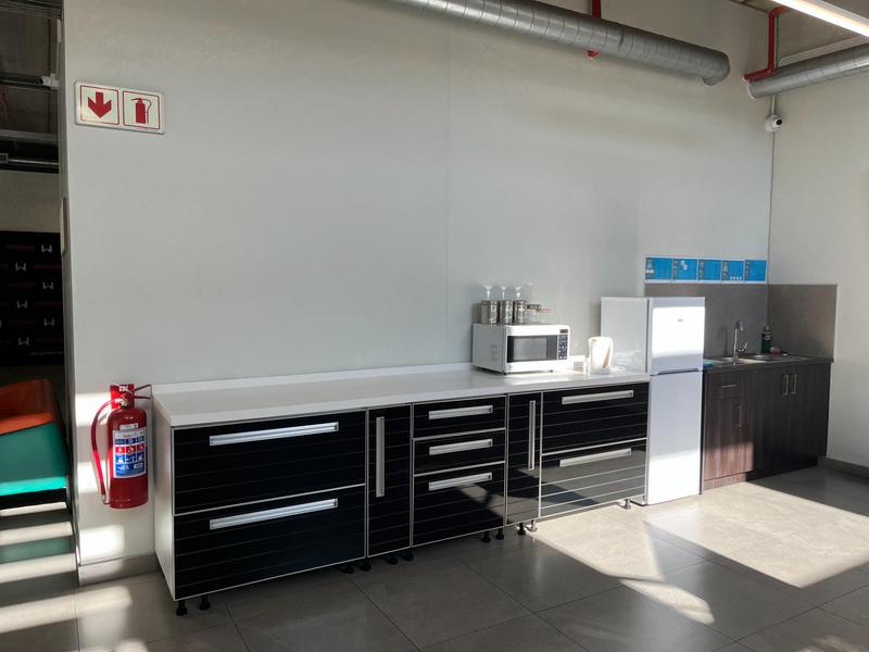 To Let Commercial Property for Rent in Montague Gardens Western Cape